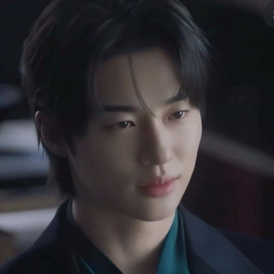 Latest photo of Byeon Wooseok