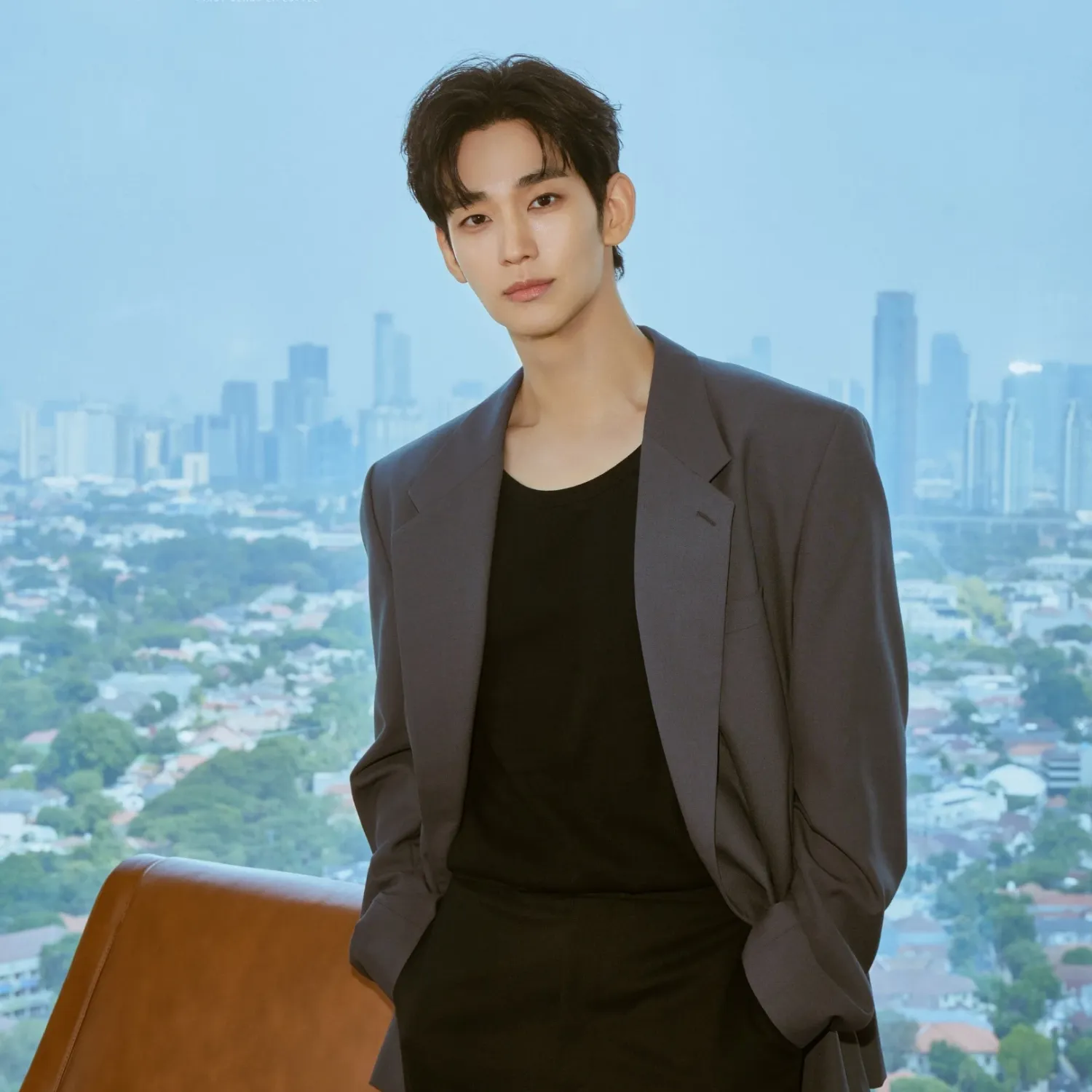 A moment captured by a fan of Kim Soohyun
