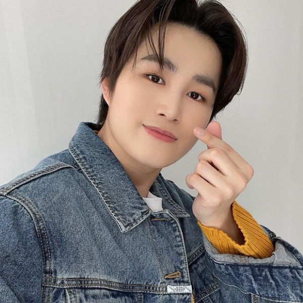 김희재의 비하인드 컷