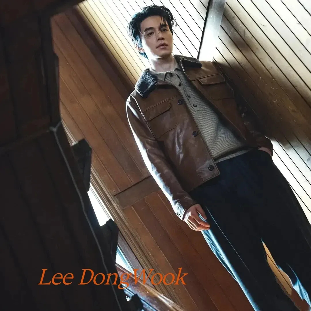 A moment captured by a fan of Lee Dongwook