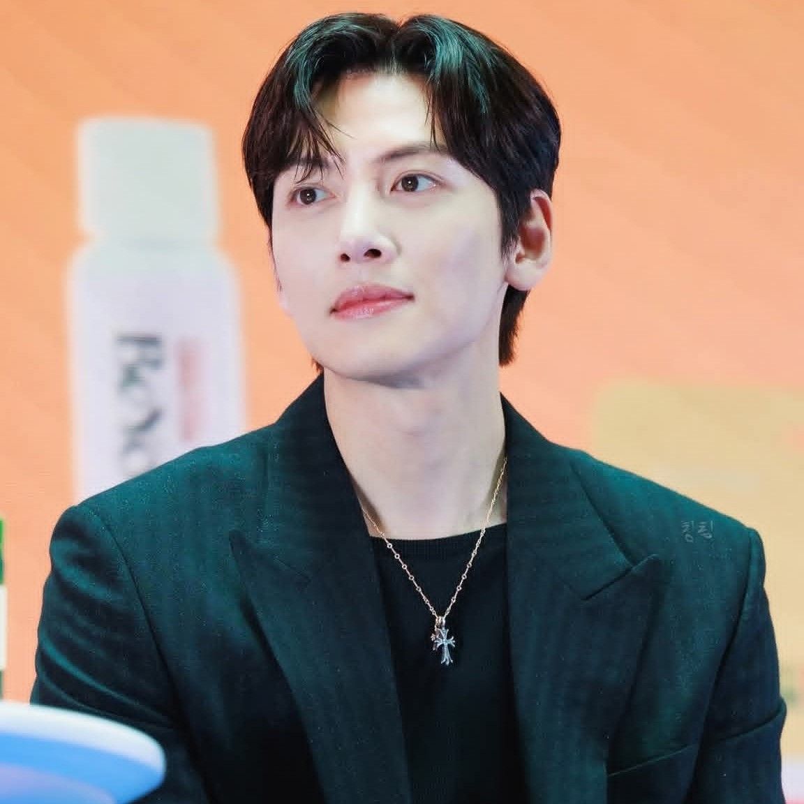 チ・チャンウクのビハインドカット