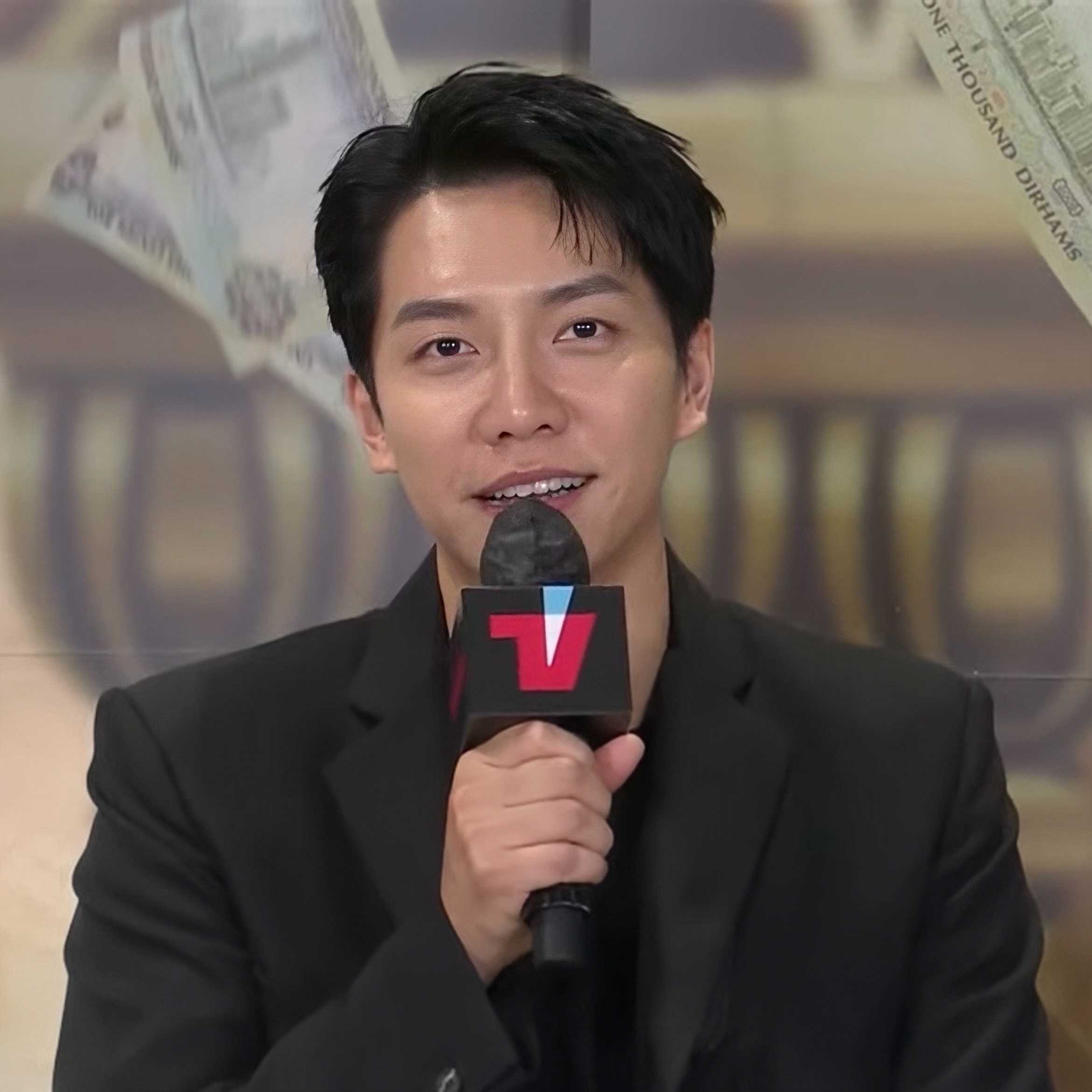 Cuplikan di balik layar dari Lee Seunggi