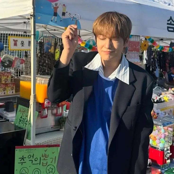 A moment captured by a fan of Kim Bum
