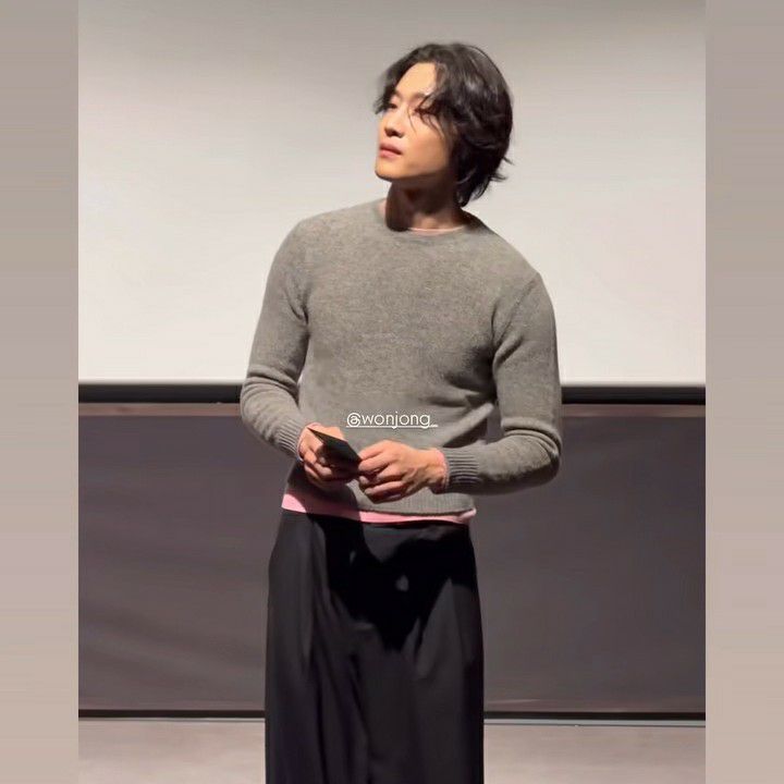 Latest photo of Lee Jongwon