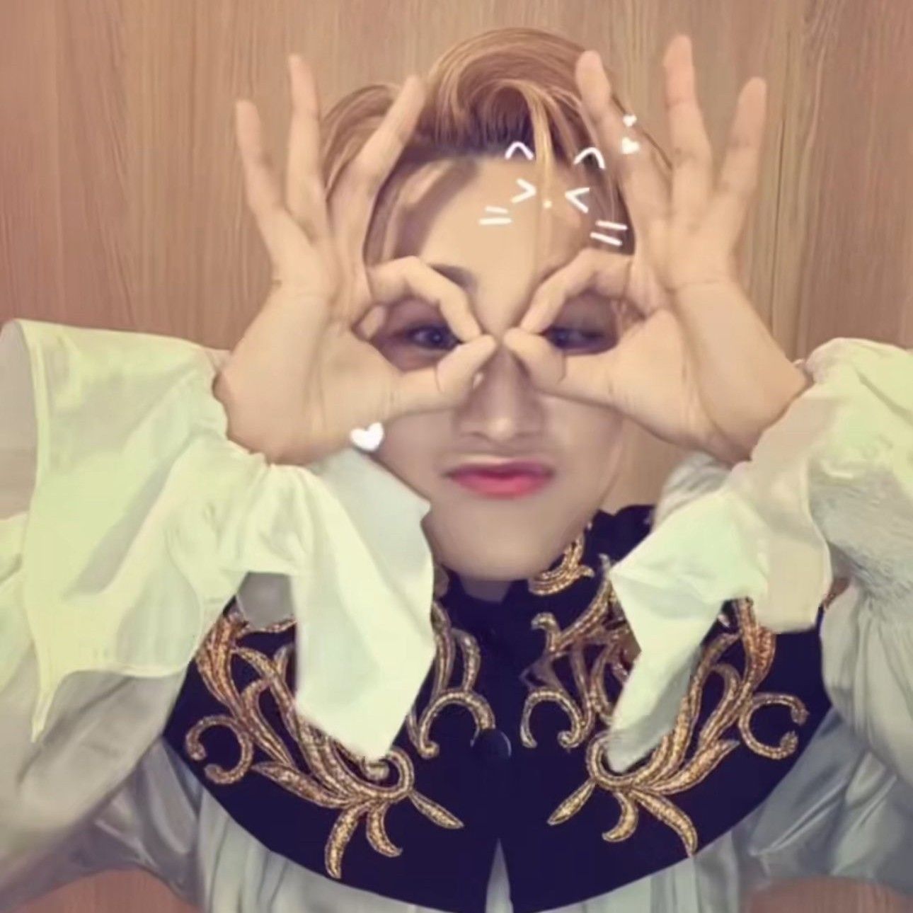 粉丝拍下的金熙栽瞬间