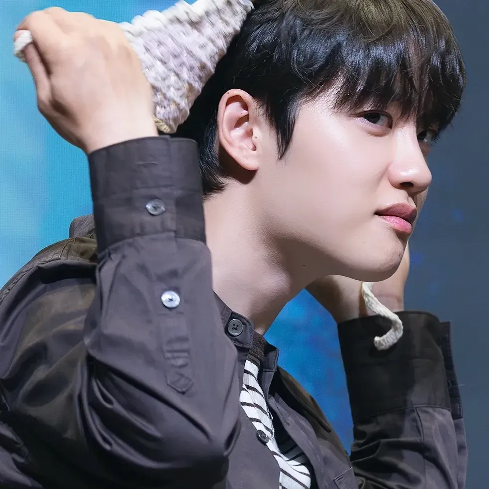 Cuplikan di balik layar dari Doh Kyungsoo (D.O.)