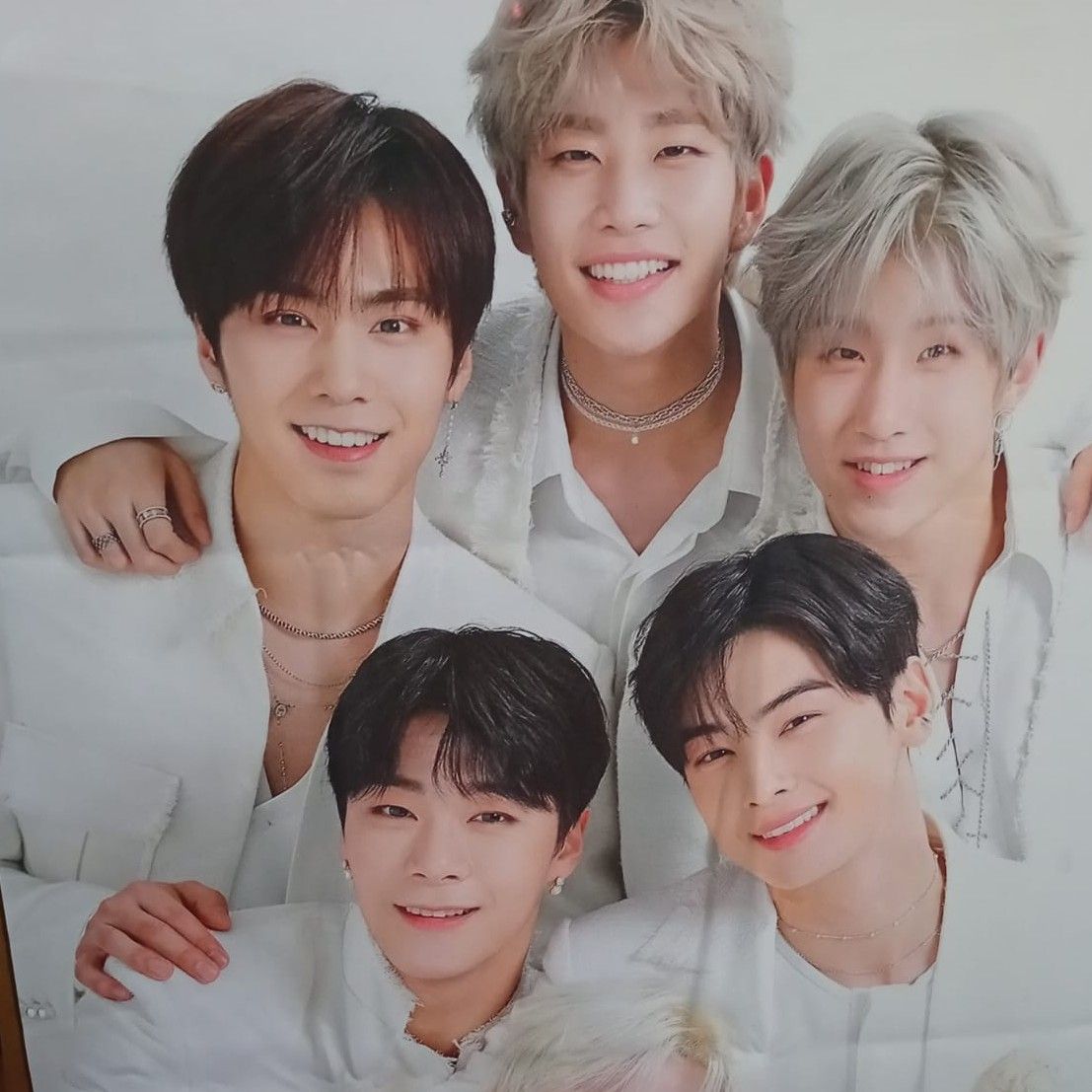 Latest photo of Cha Eunwoo