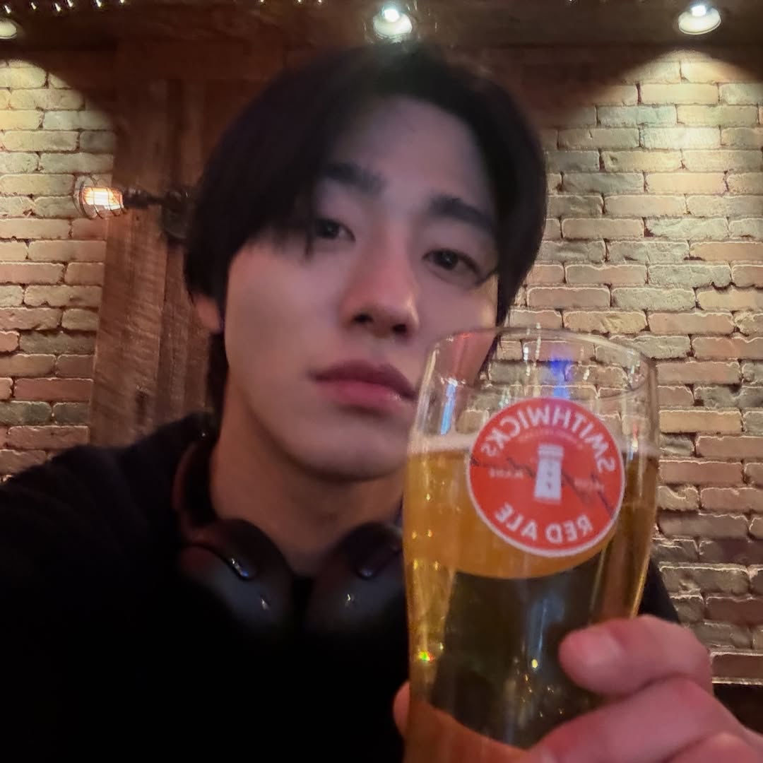 안효섭의 비하인드 컷