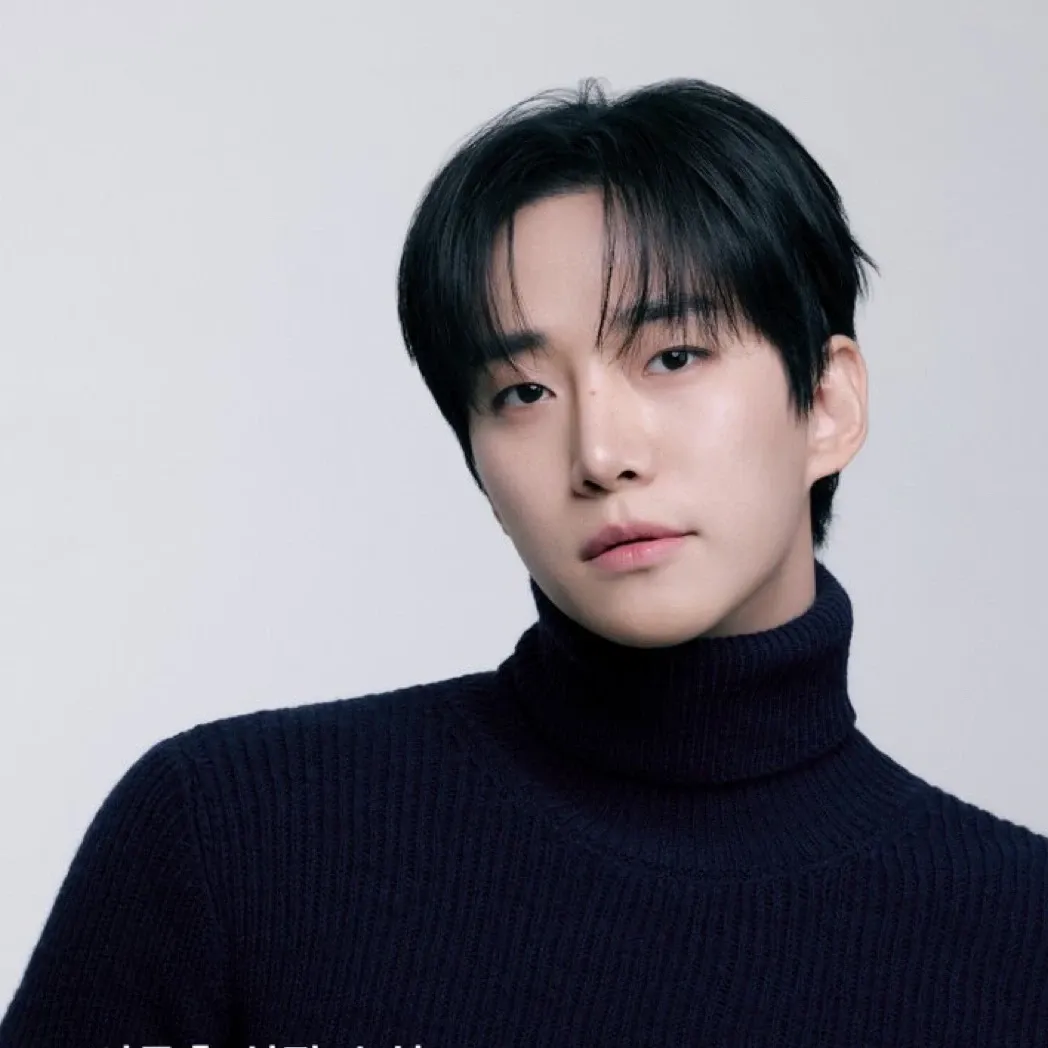 Foto kegiatan terbaru dari Lee Junho
