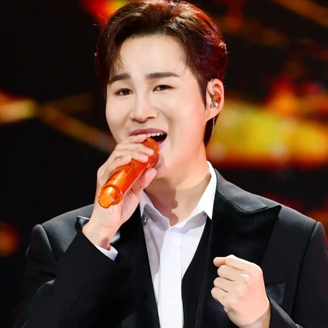 김희재 최근 활동샷