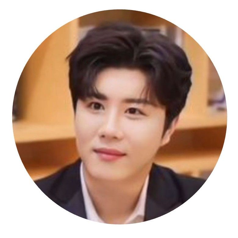 チン・ヘソンの最近の活動ショット