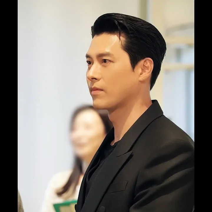 Foto terbaru dari Hyun Bin