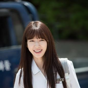 Recent activity shot of Park Shinhye