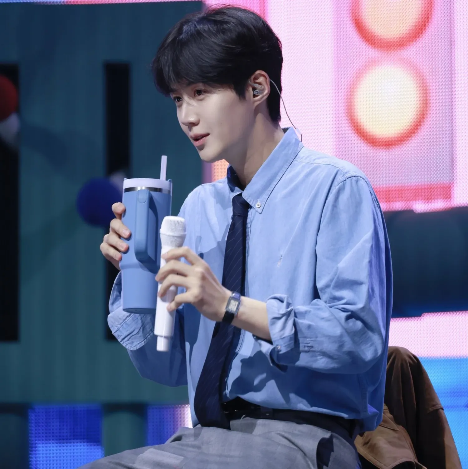 キム・ソンホの最近の活動ショット