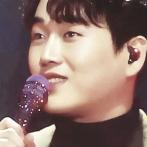 Recent activity shot of Jin Haesung