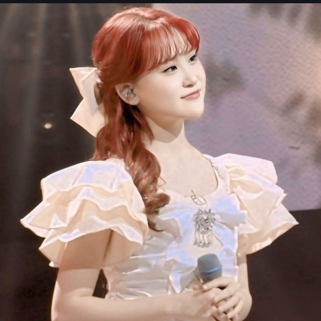 Momen yang diabadikan oleh penggemar Kim Dahyun