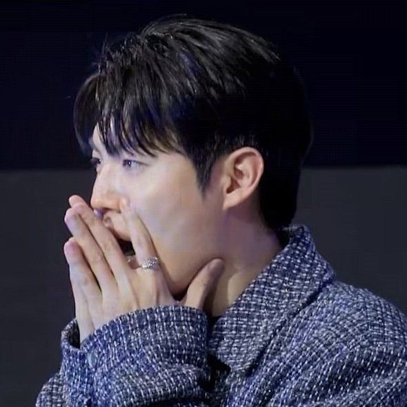 Behind-the-scenes cut of Son Taejin