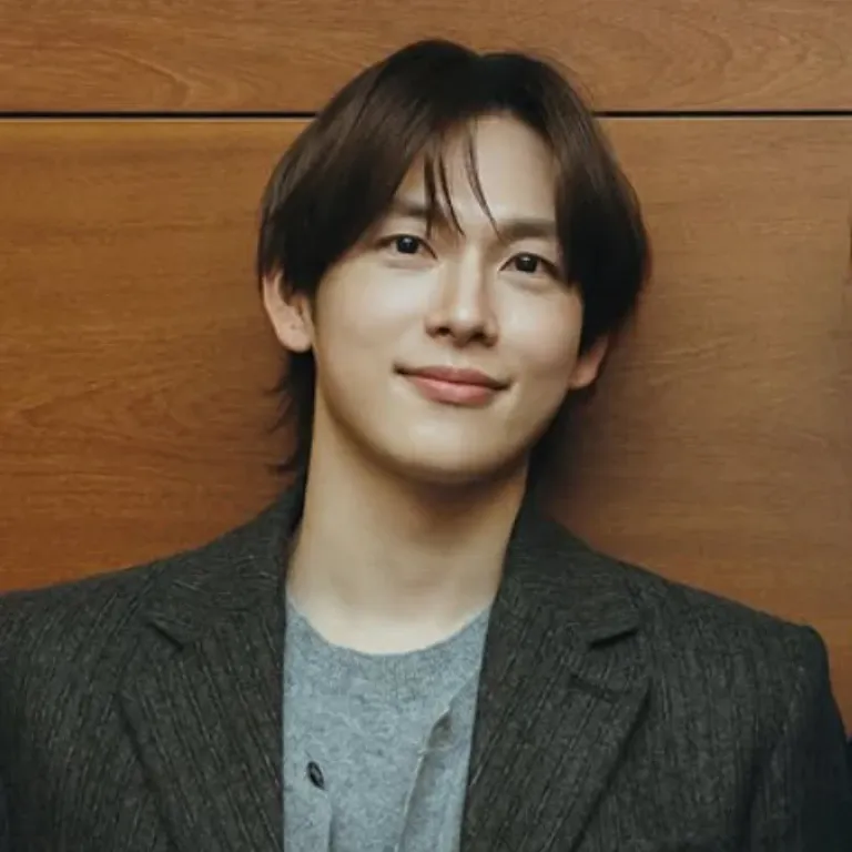 Recent activity shot of Yim Siwan