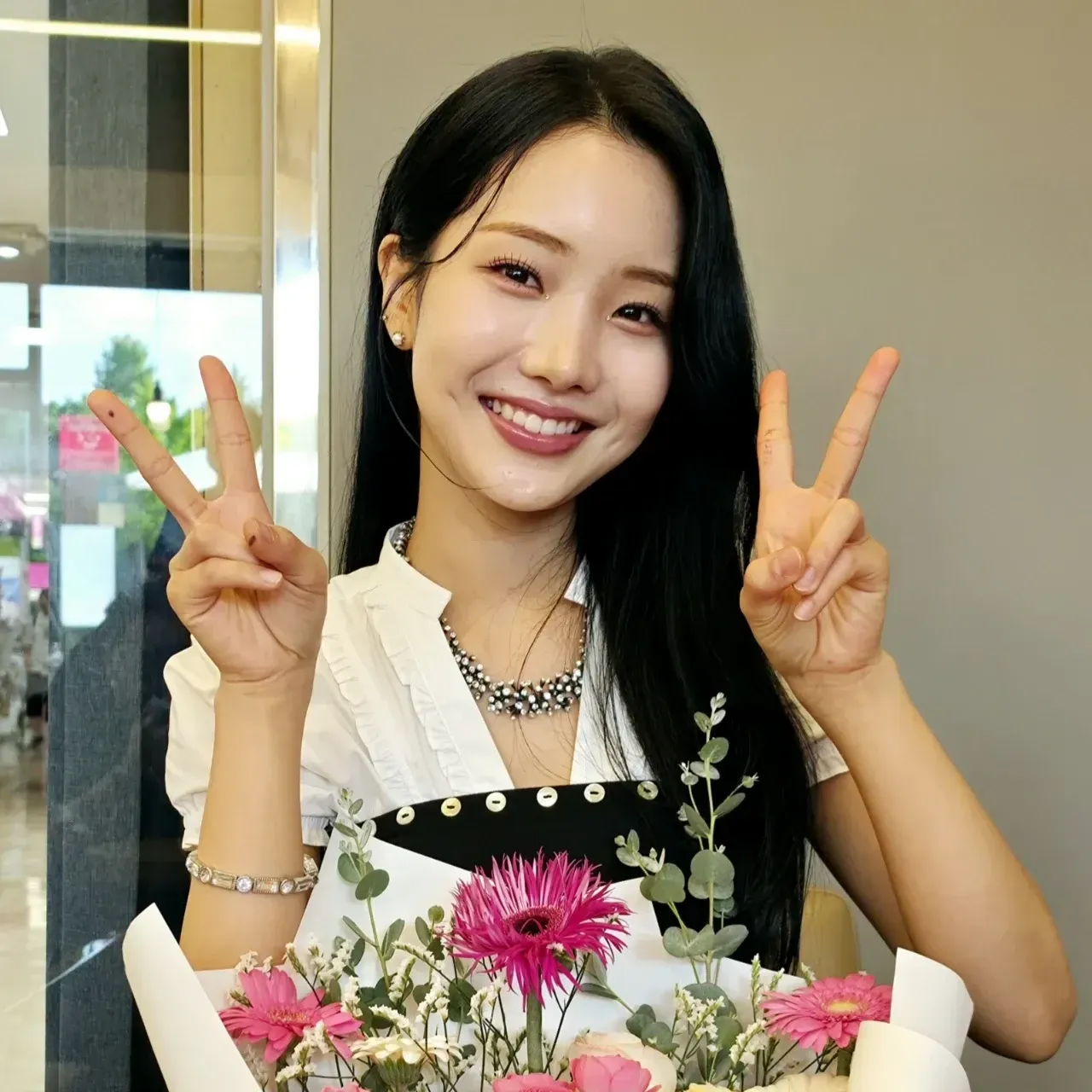 A moment captured by a fan of Kim Soyeon (2004)