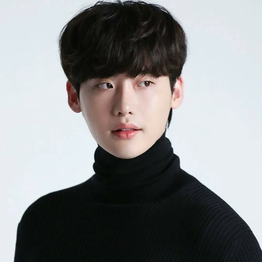 Latest photo of Lee Jongsuk