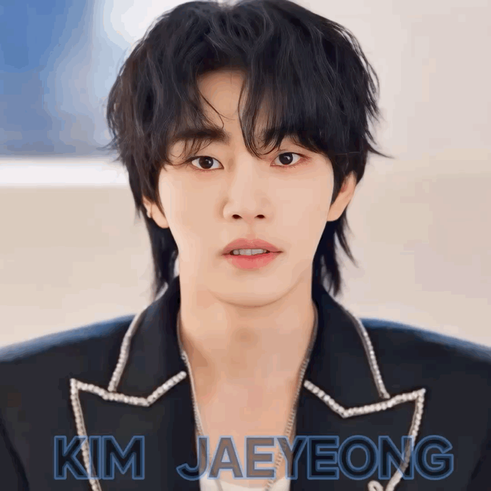 A moment captured by a fan of Kim Jaeyoung