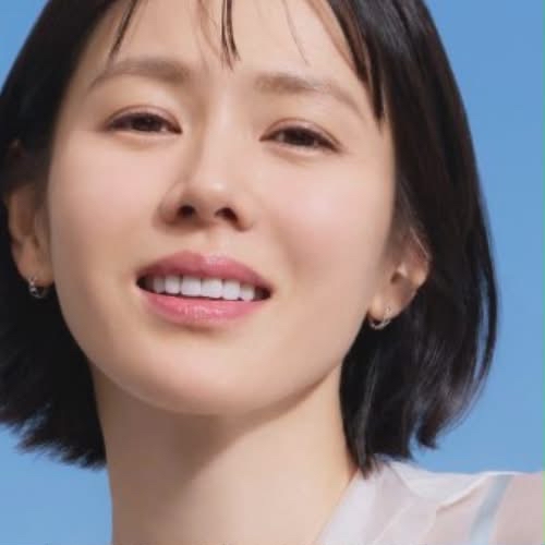 孙艺珍的近期活动照