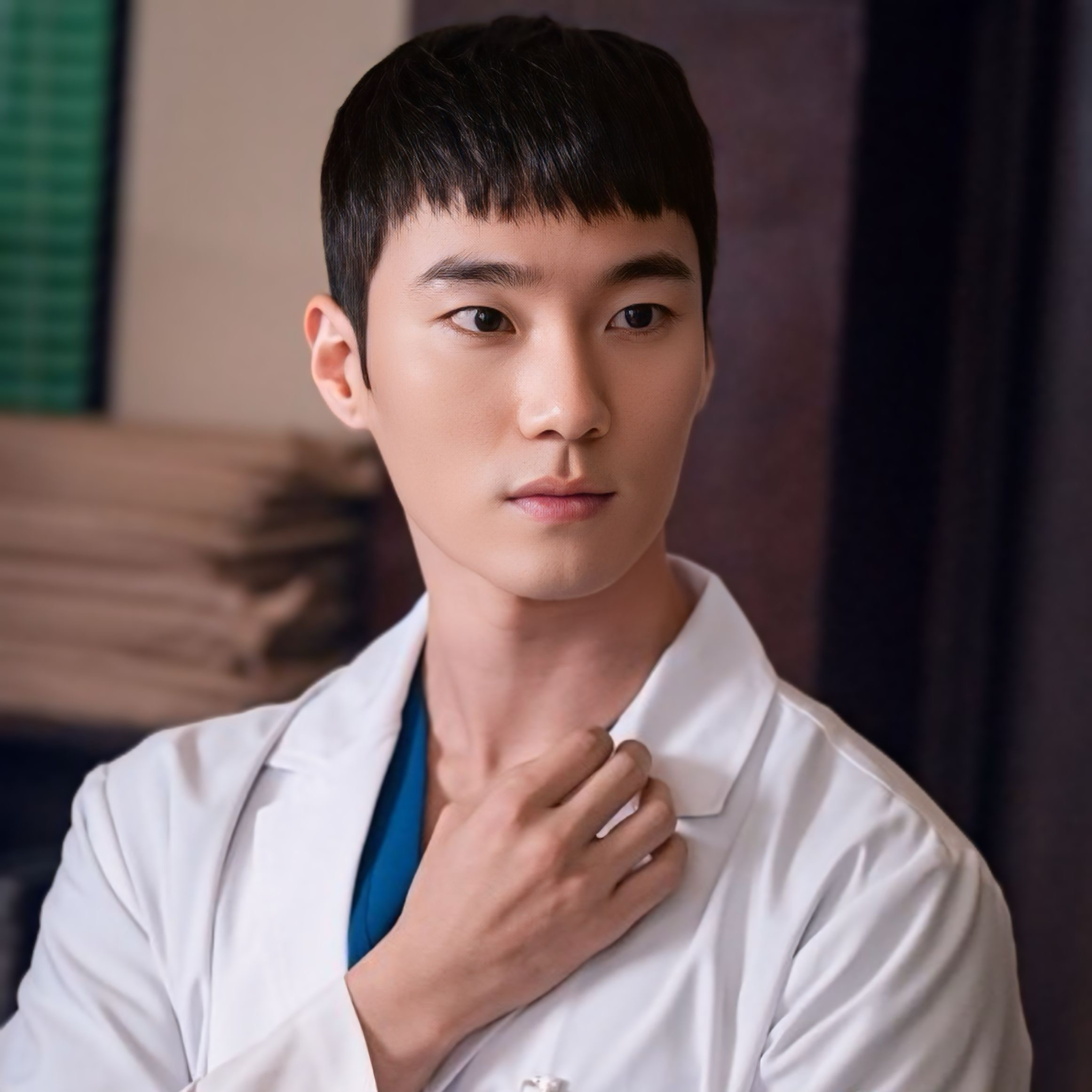 Recent activity shot of Lee Hongnae