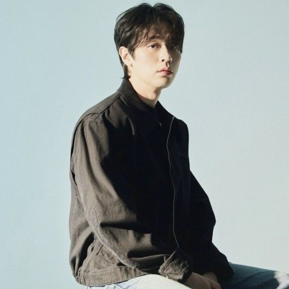 Recent activity shot of Park Jeongmin