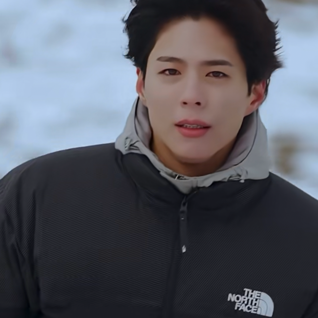 Latest photo of Park Bogum