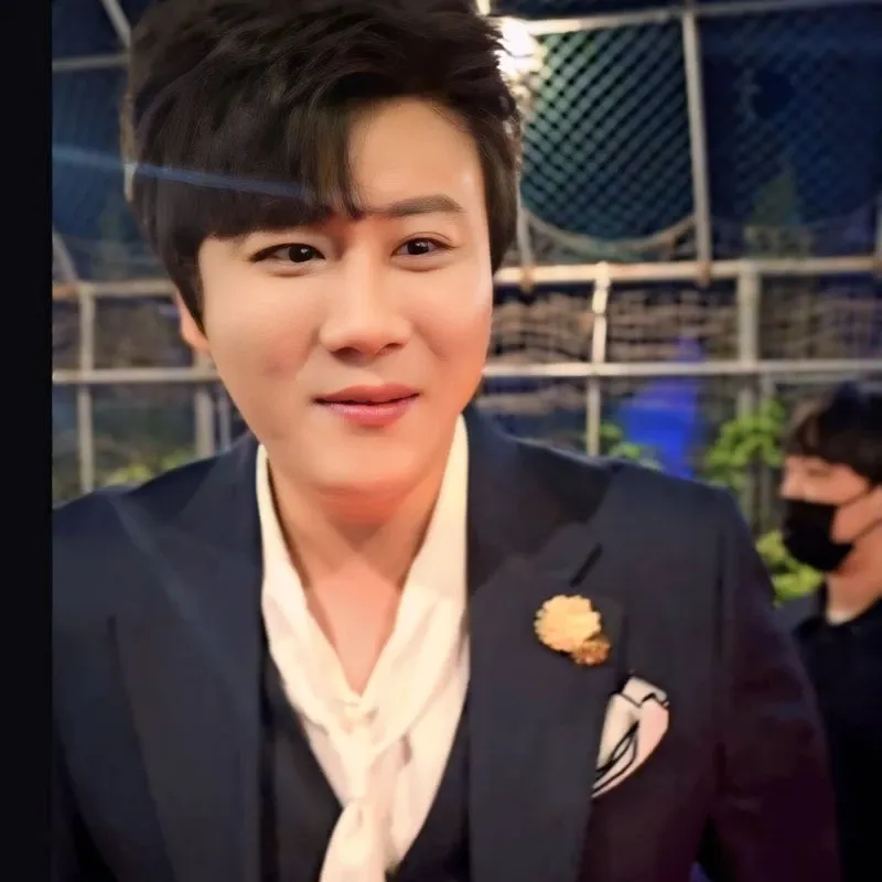 Behind-the-scenes cut of Jin Haesung