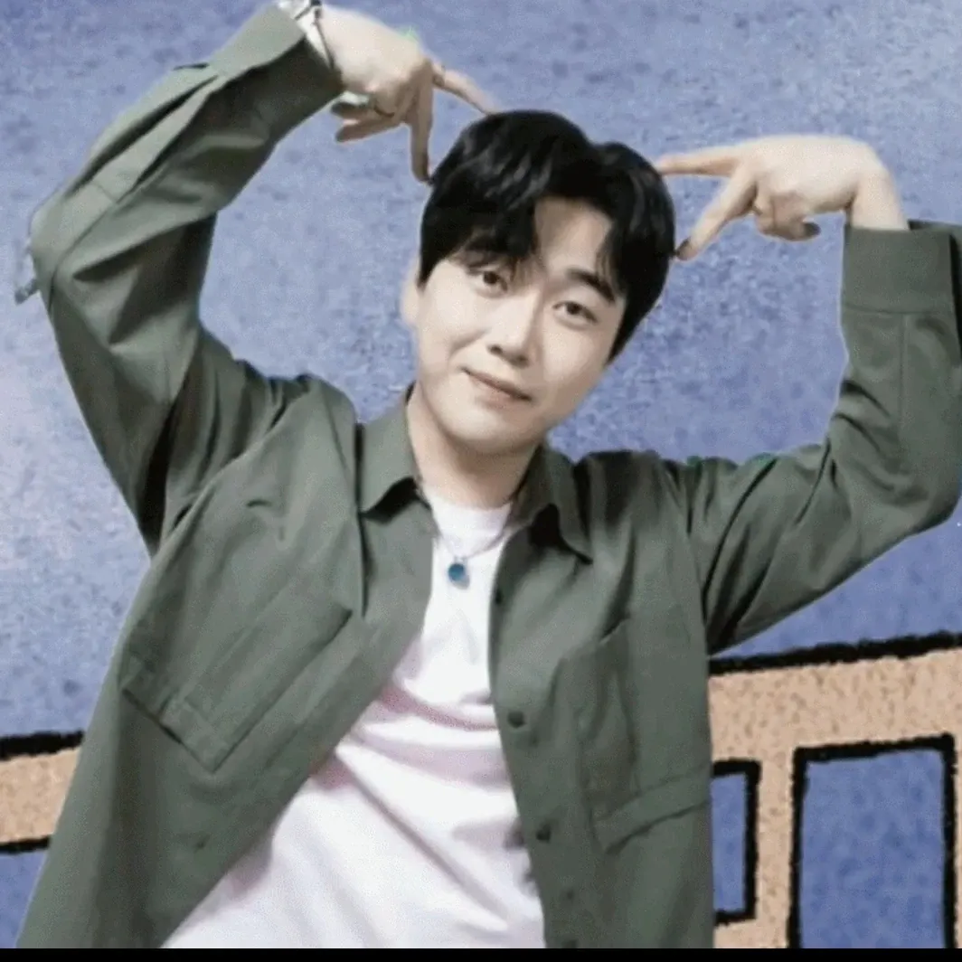Recent activity shot of Hwang Youngwoong
