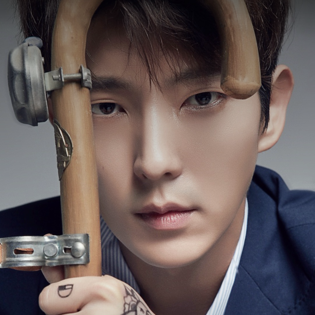 Behind-the-scenes cut of Lee Joongi