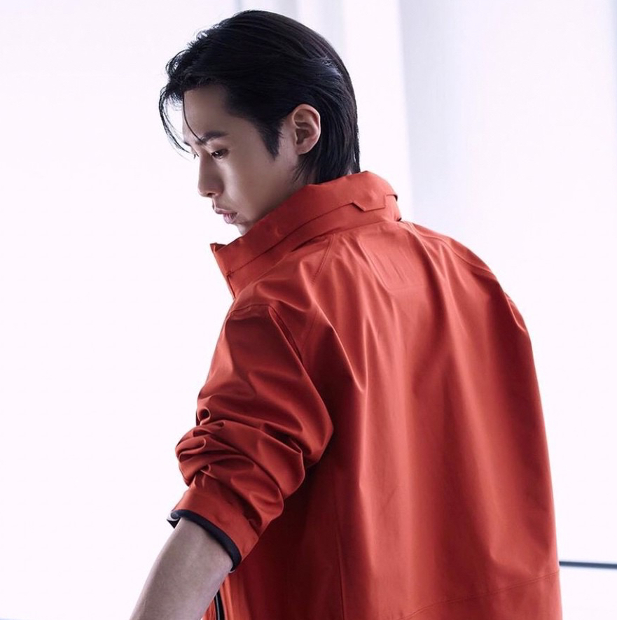 Recent activity shot of Lee Jaewook