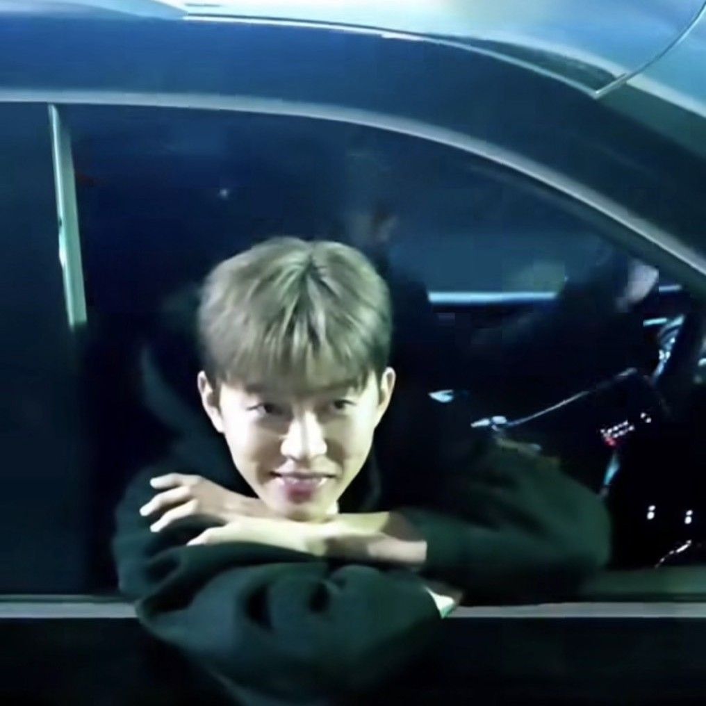 Cuplikan di balik layar dari Lim Youngwoong