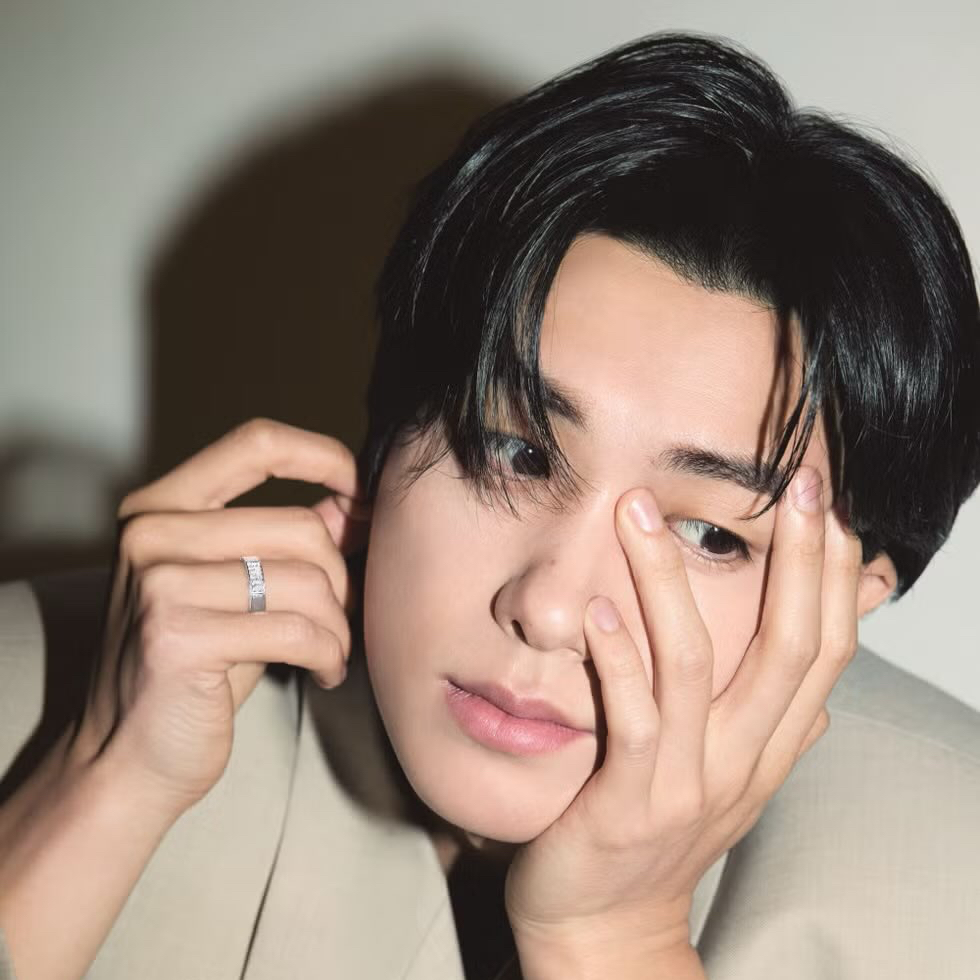 Recent activity shot of Park Hyungsik