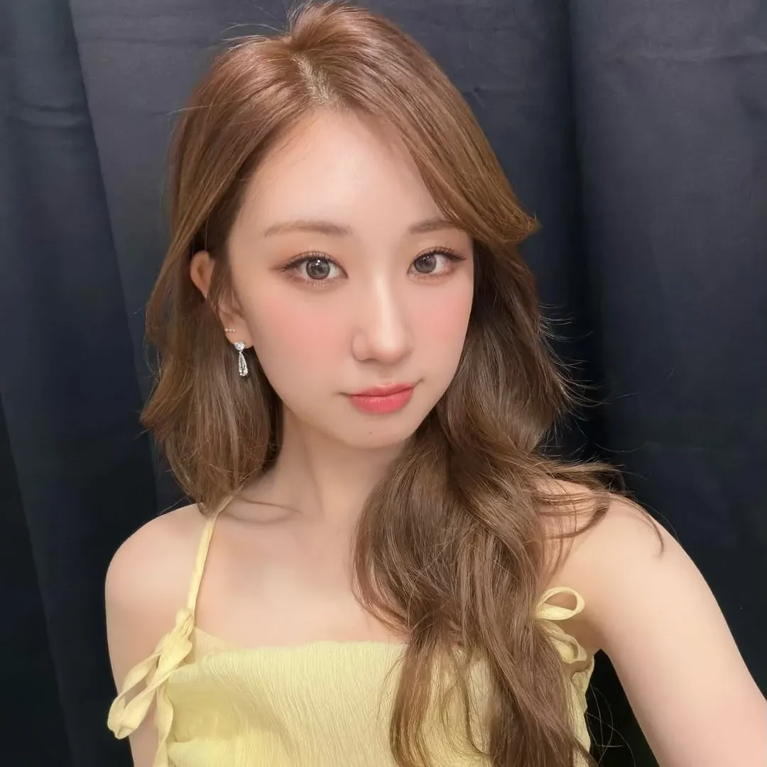 Cuplikan di balik layar dari Jeon Yujin
