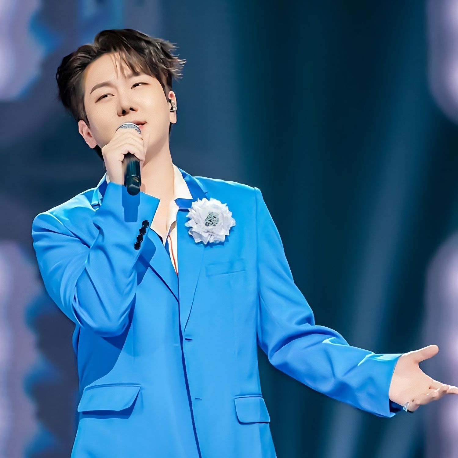 キム・スチャンの最近の活動ショット