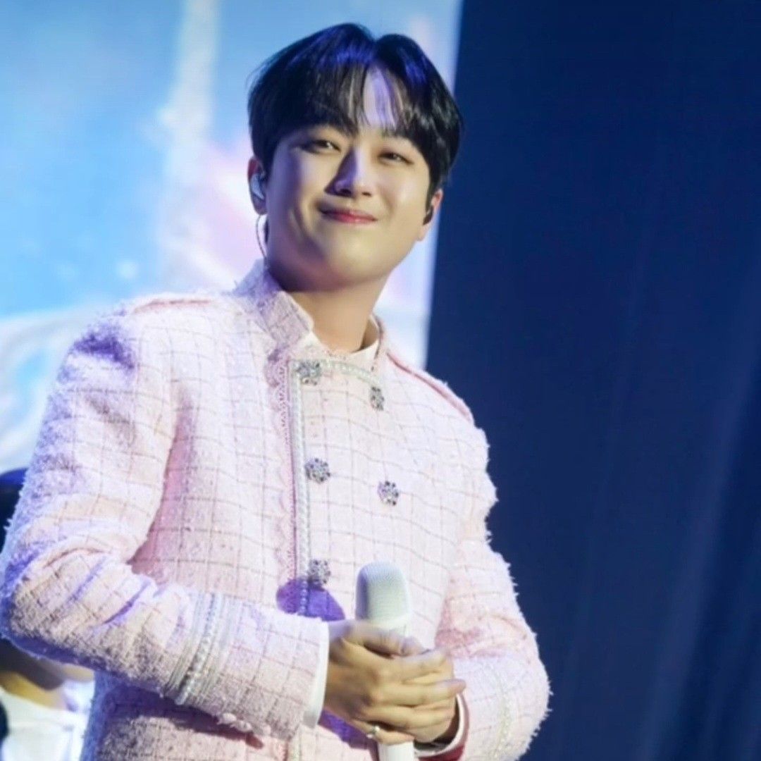 이찬원 최근 활동샷