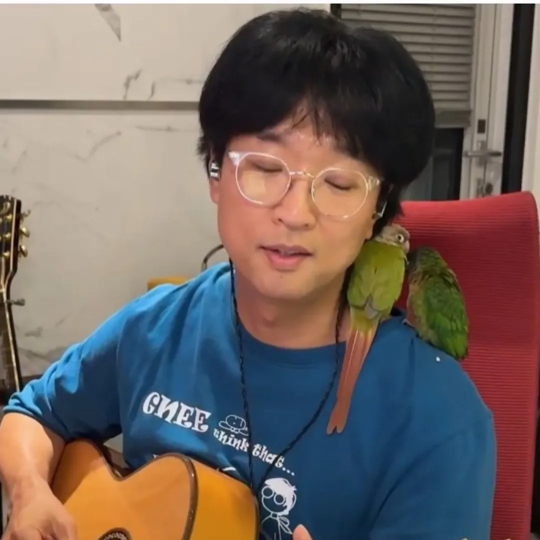 Behind-the-scenes cut of Bak Changgeun