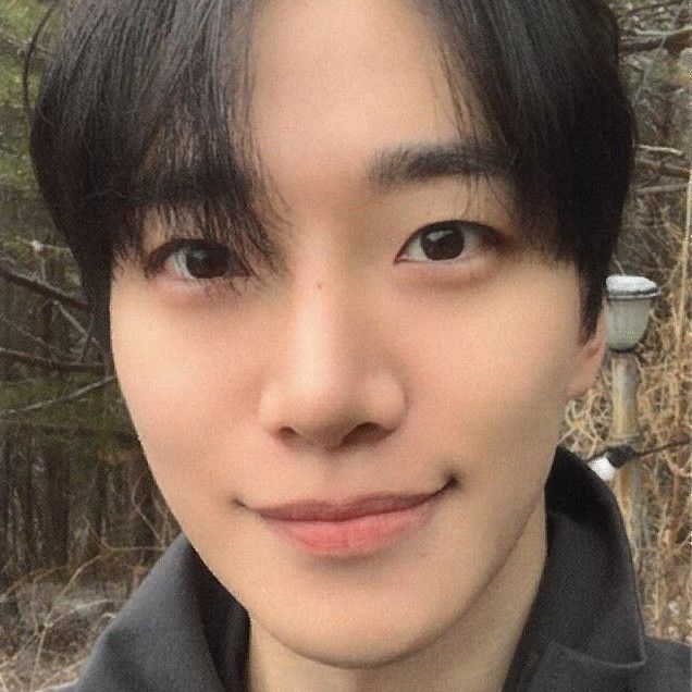 イ・ジュノのビハインドカット