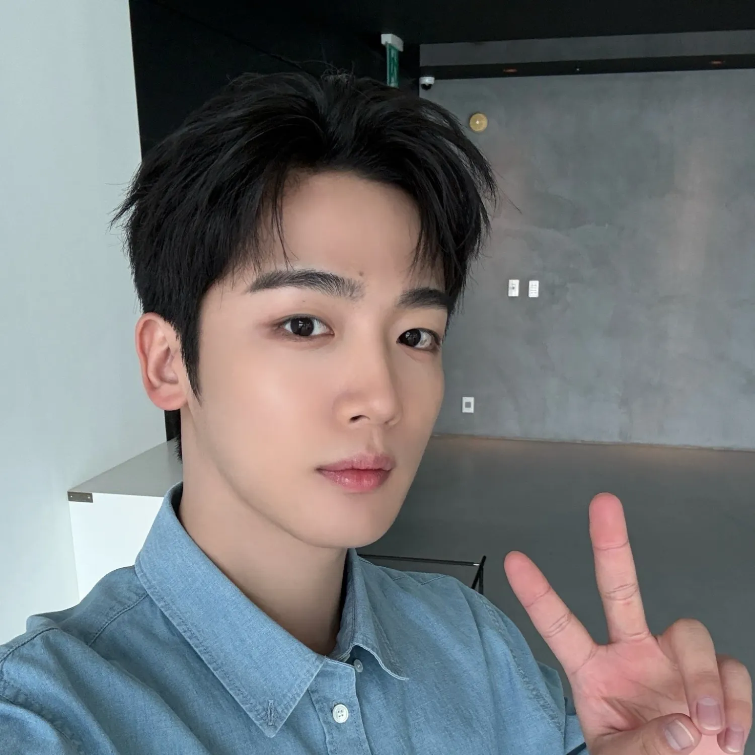 Recent activity shot of Kim Yohan