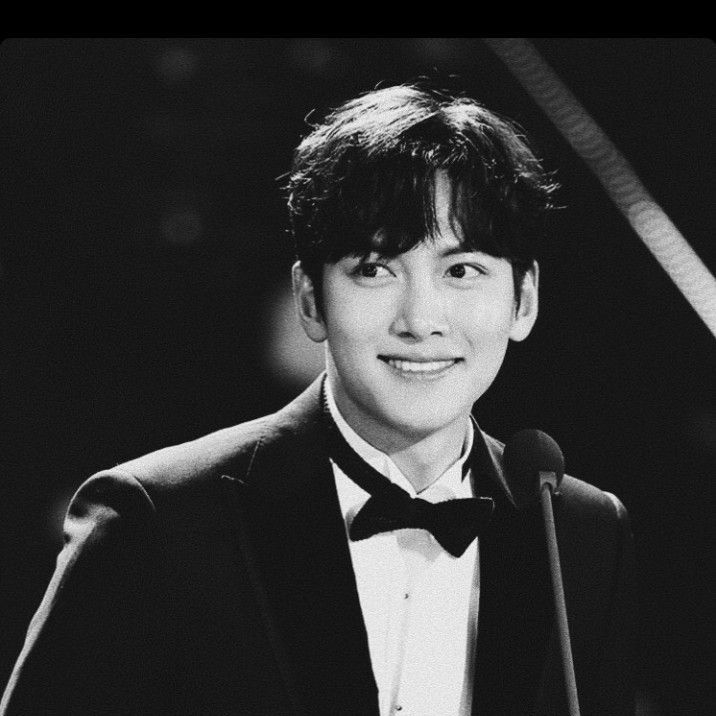 チ・チャンウクの最近の活動ショット