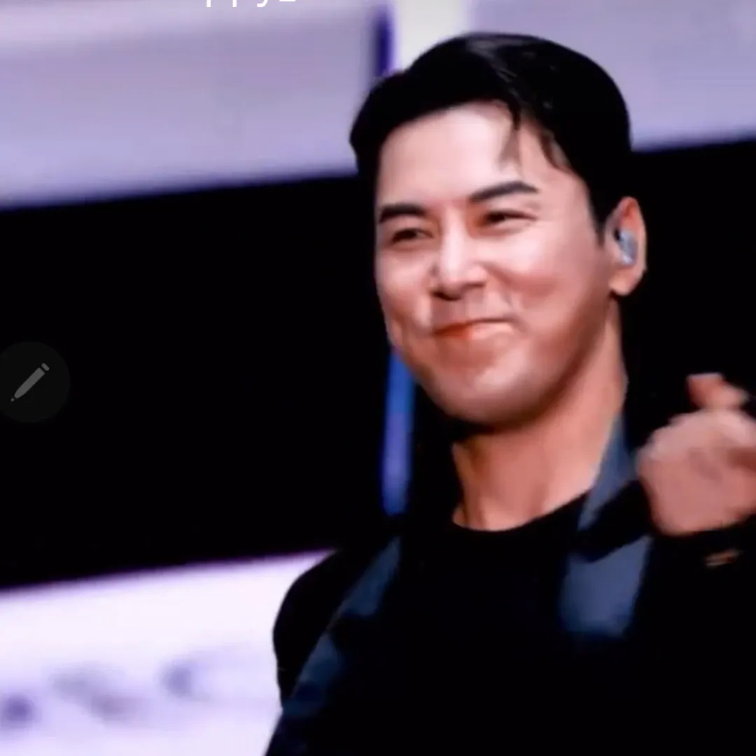 Foto kegiatan terbaru dari Jang Minho