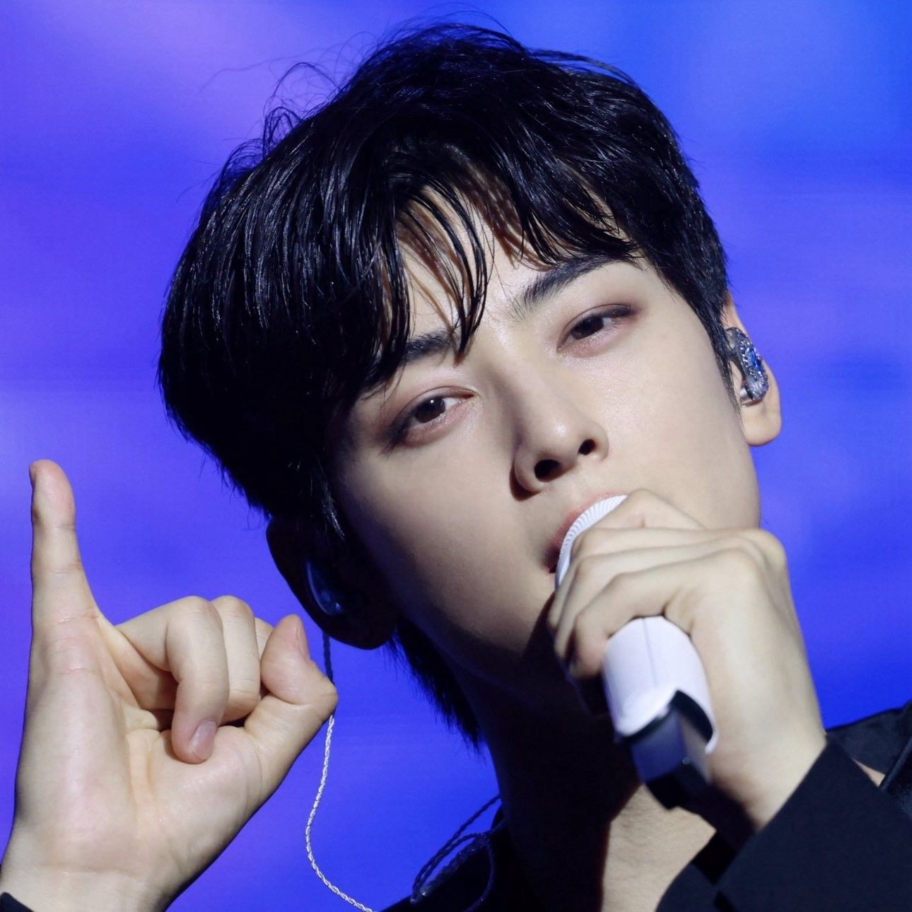 Foto terbaru dari Cha Eunwoo