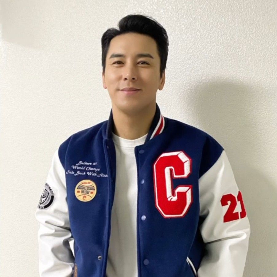 Foto kegiatan terbaru dari Jang Minho
