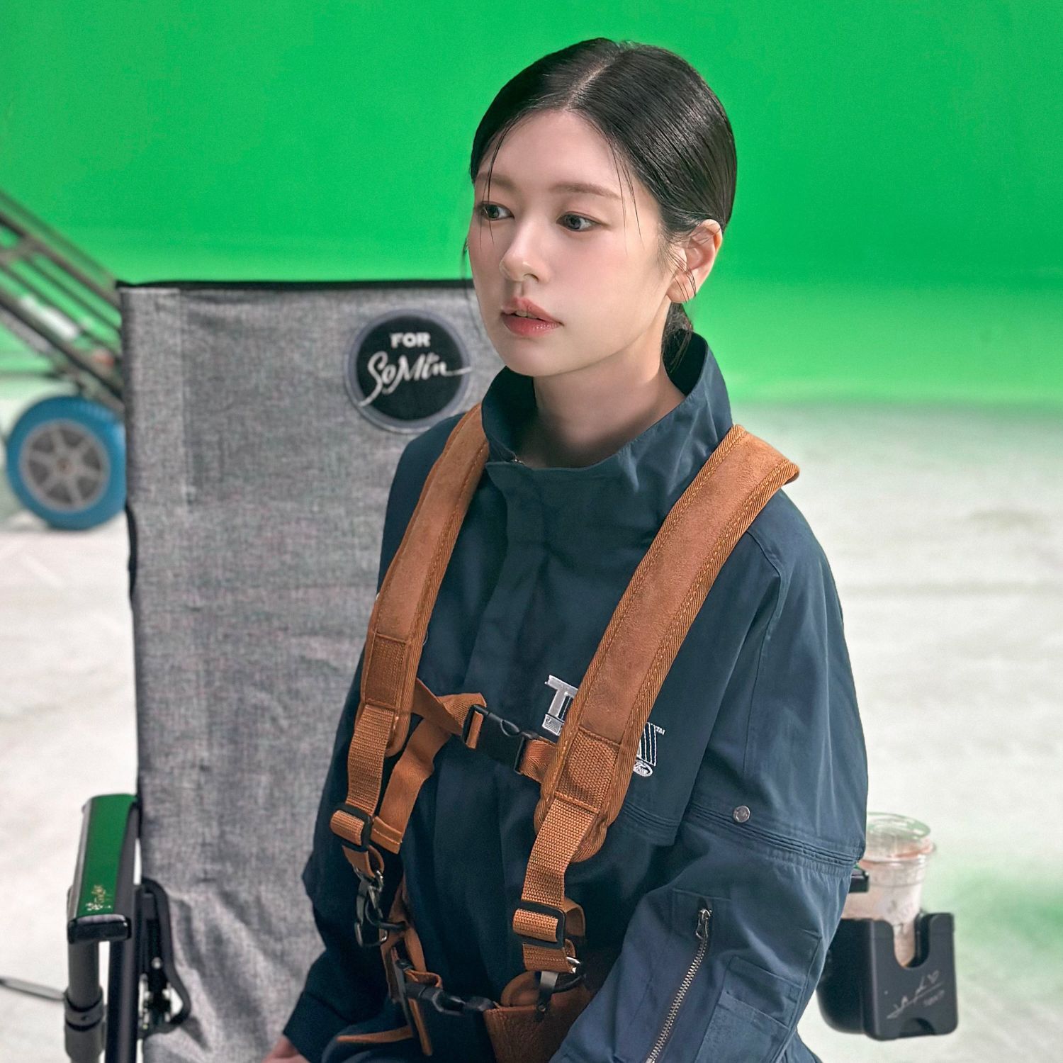 Behind-the-scenes cut of Jung Somin