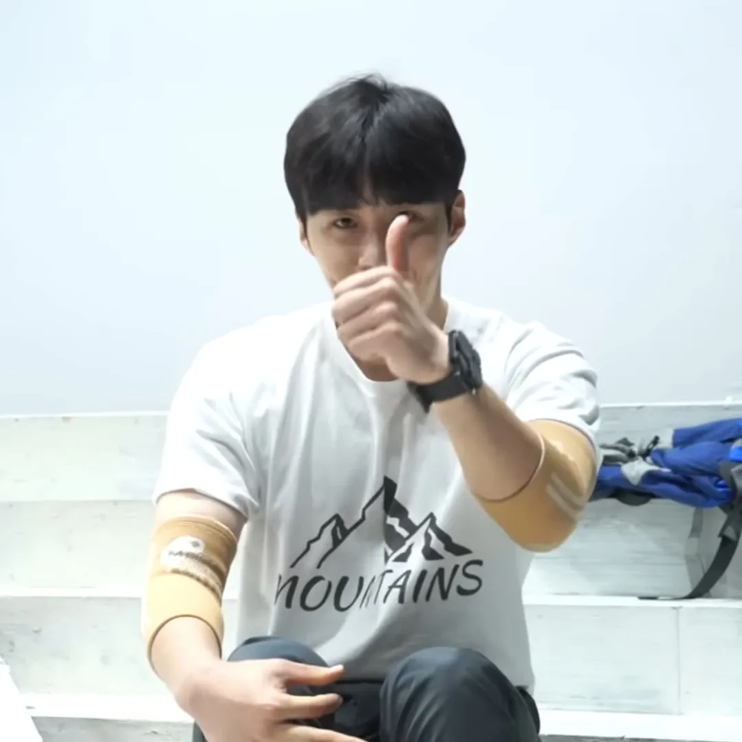 Latest photo of Kim Seonho