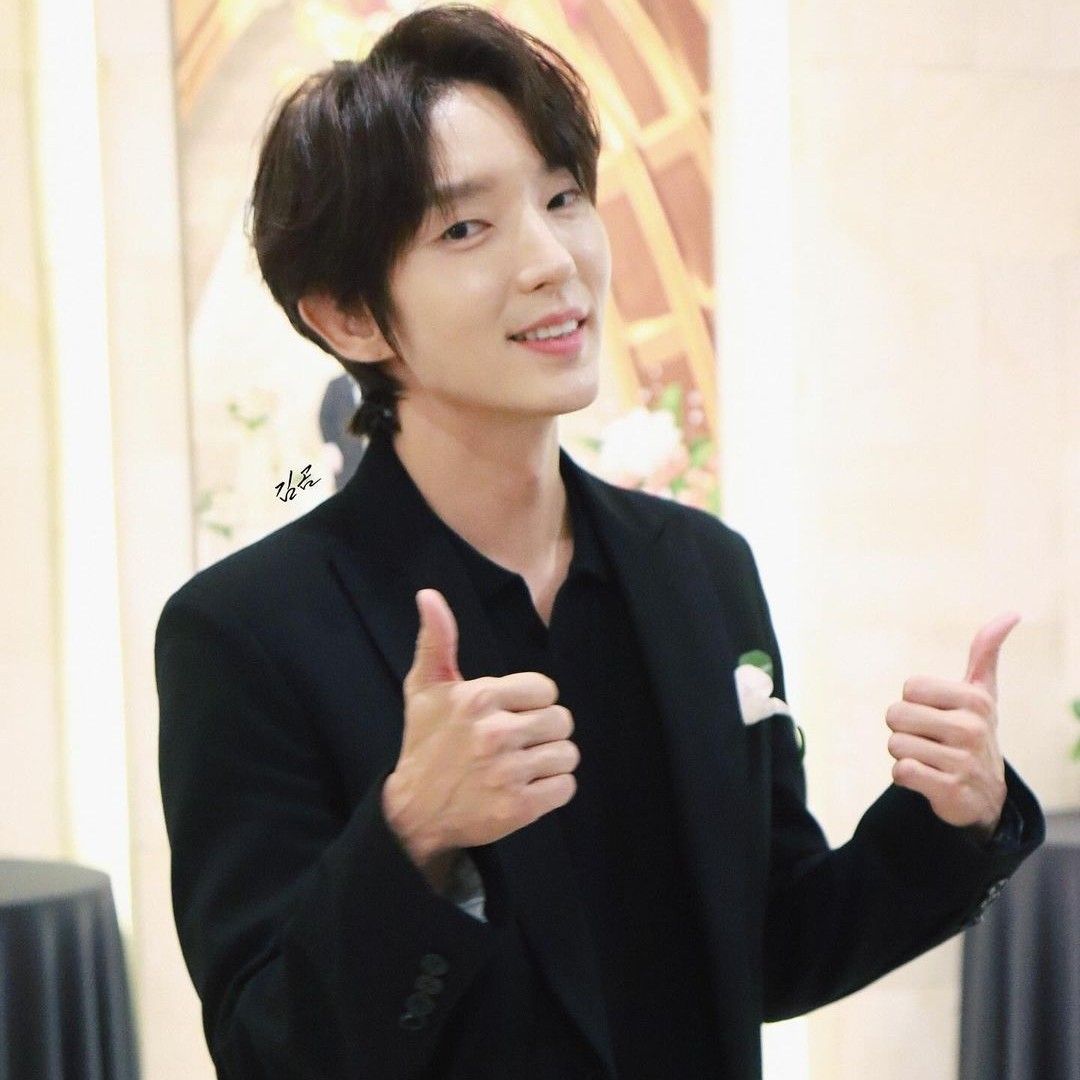 Recent activity shot of Lee Joongi