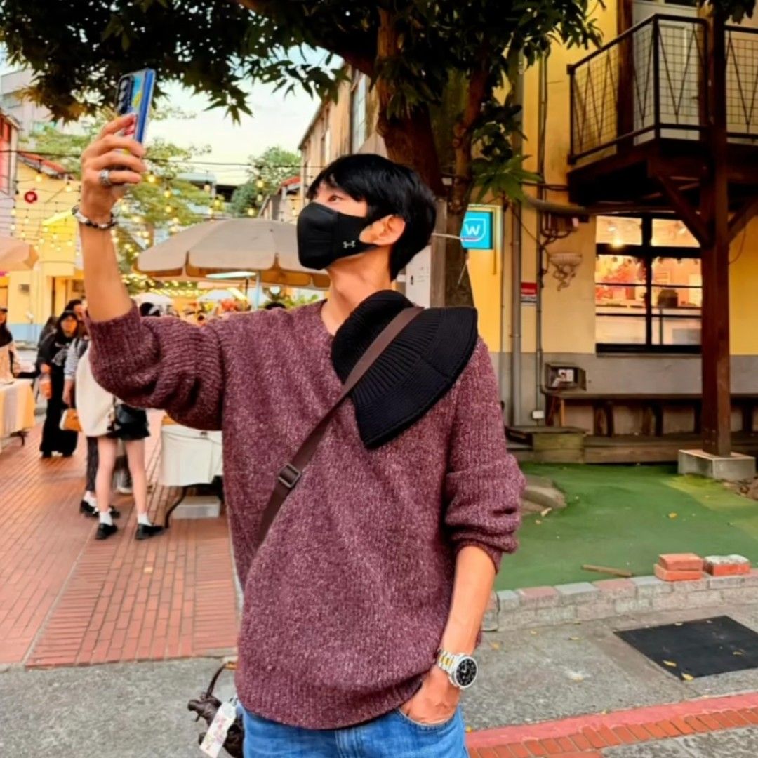 Behind-the-scenes cut of Lee Joongi