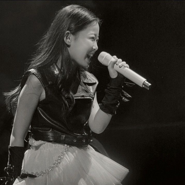 Behind-the-scenes cut of Lee Sooyeon